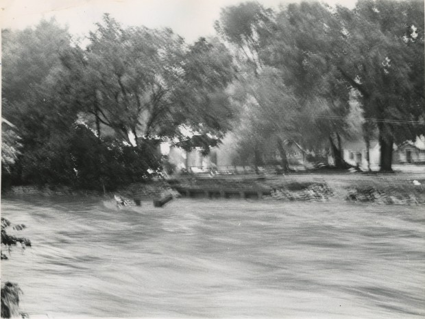 Scene1972flood044.jpg
